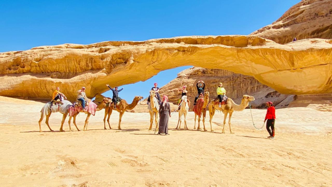 Rum Jordan Camp And Tours Wadi Rum Buitenkant foto