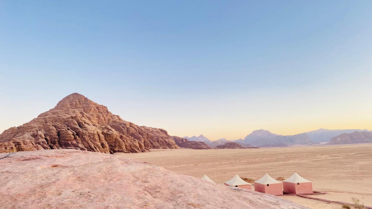 Rum Jordan Camp And Tours Wadi Rum Buitenkant foto