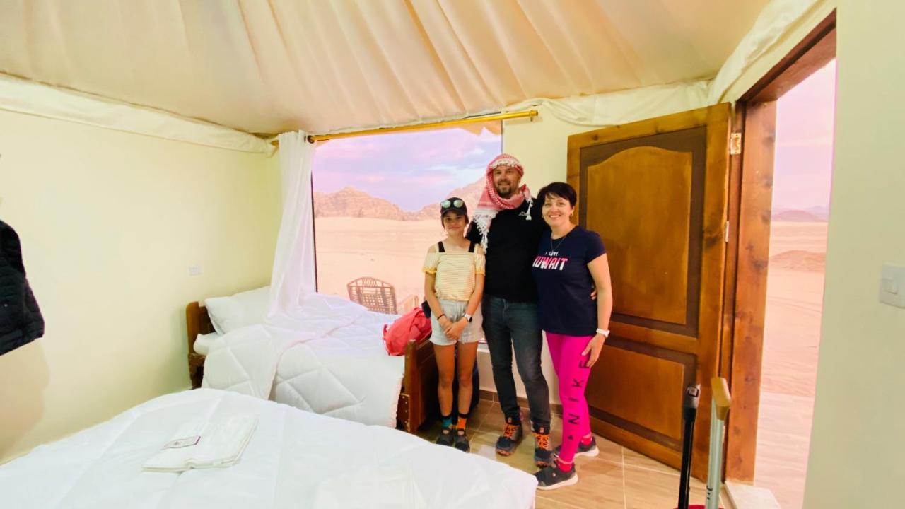 Rum Jordan Camp And Tours Wadi Rum Buitenkant foto