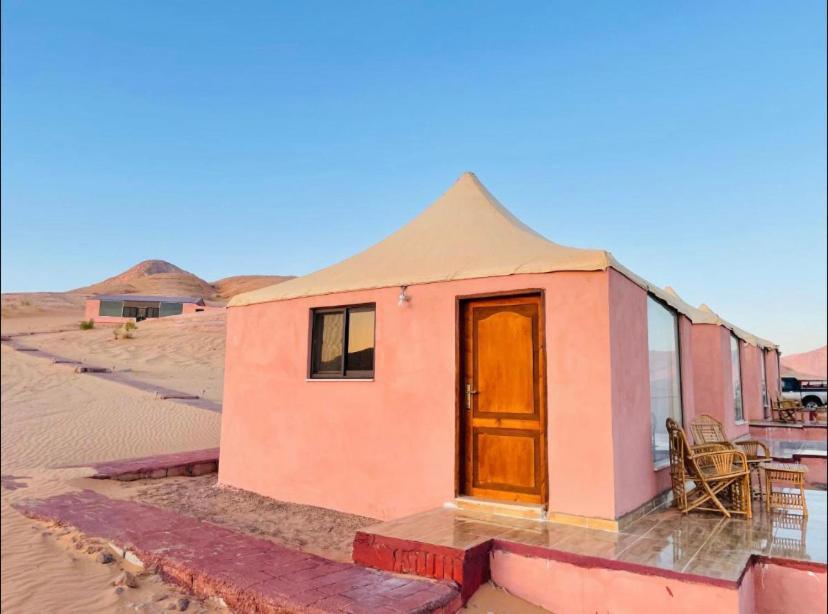 Rum Jordan Camp And Tours Wadi Rum Buitenkant foto