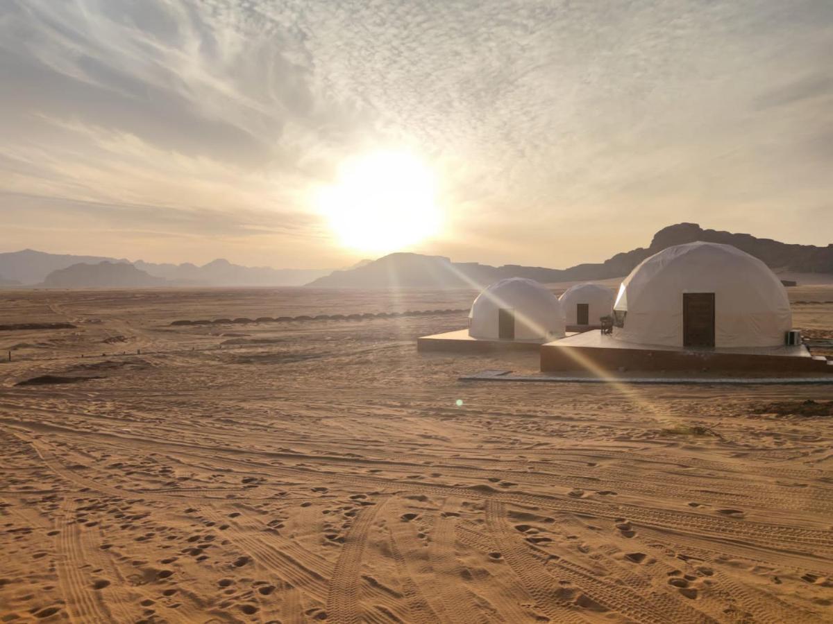 Rum Jordan Camp And Tours Wadi Rum Buitenkant foto