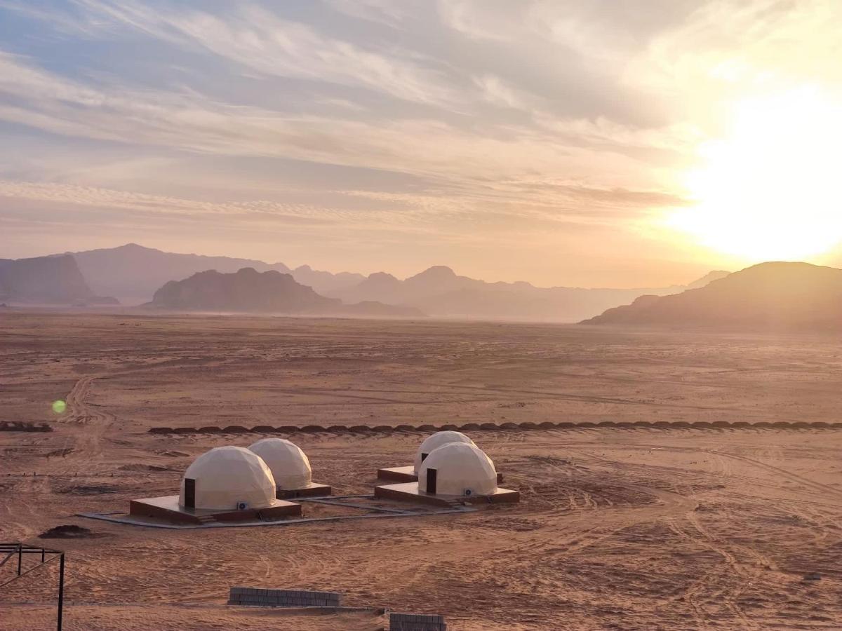 Rum Jordan Camp And Tours Wadi Rum Buitenkant foto