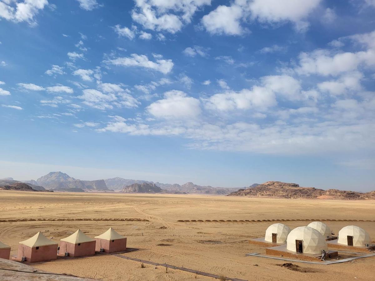 Rum Jordan Camp And Tours Wadi Rum Buitenkant foto