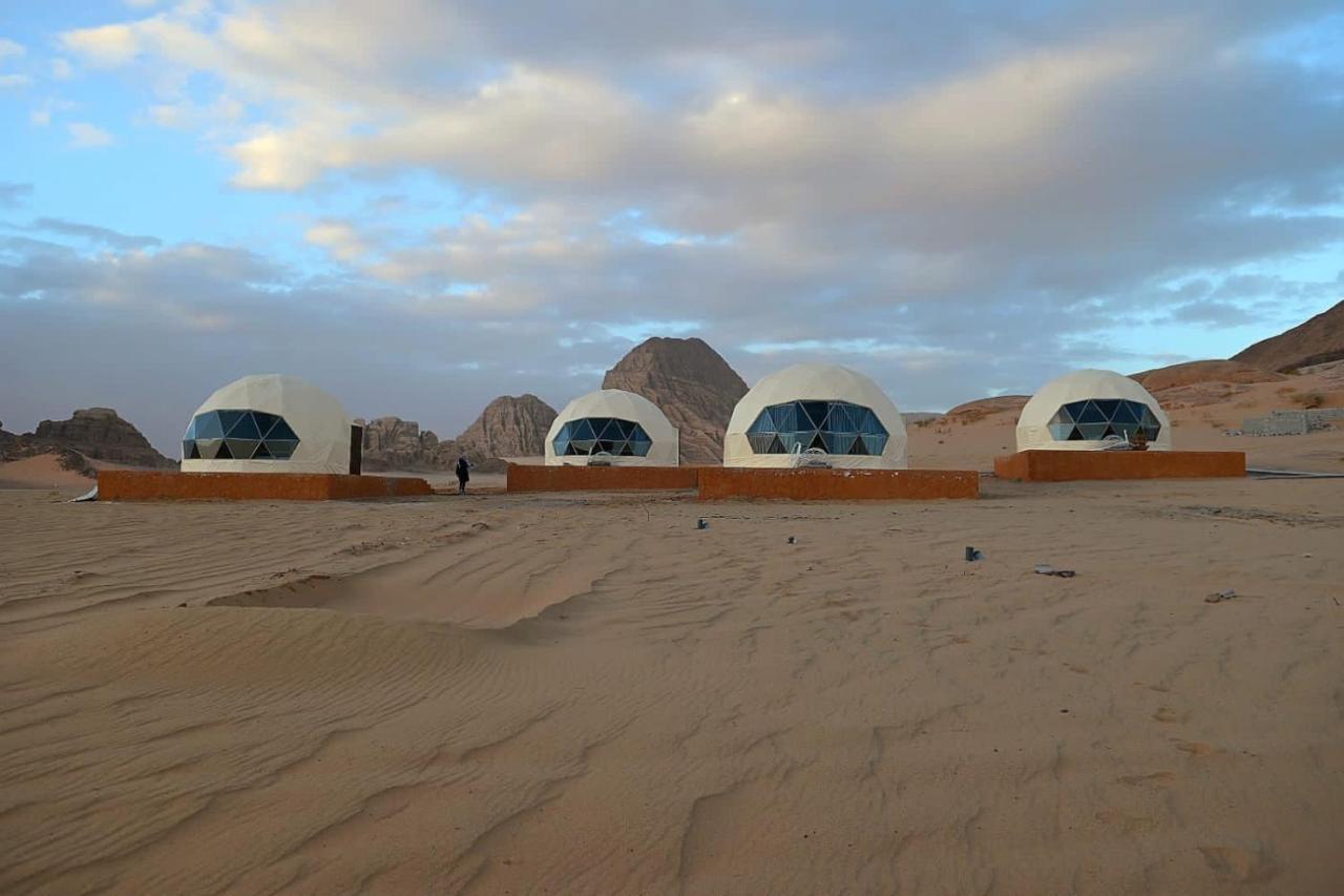 Rum Jordan Camp And Tours Wadi Rum Buitenkant foto