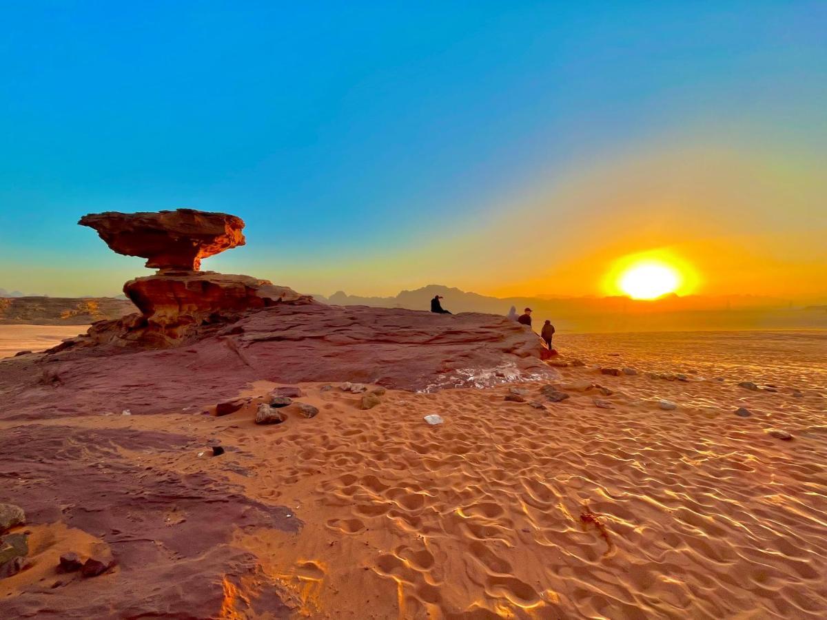 Rum Jordan Camp And Tours Wadi Rum Buitenkant foto