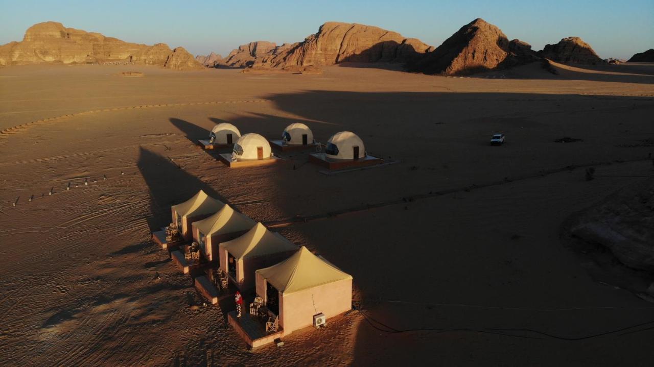 Rum Jordan Camp And Tours Wadi Rum Buitenkant foto