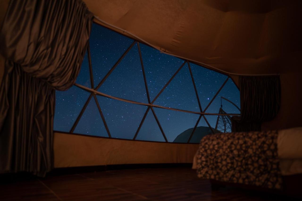 Rum Jordan Camp And Tours Wadi Rum Buitenkant foto