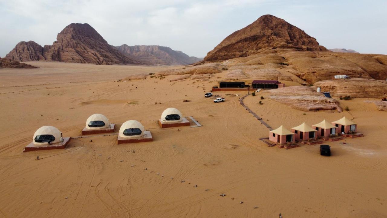 Rum Jordan Camp And Tours Wadi Rum Buitenkant foto